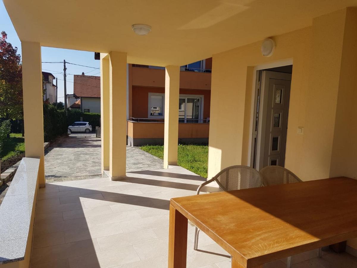 Апартаменты Minihaus In Zagreb Сесвете Экстерьер фото